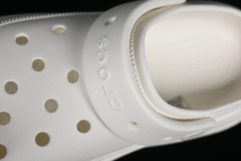 Crocs Classic Clog Retro Beach Sandals with Adjustable Heel Strap and Thick Sole - B.D4