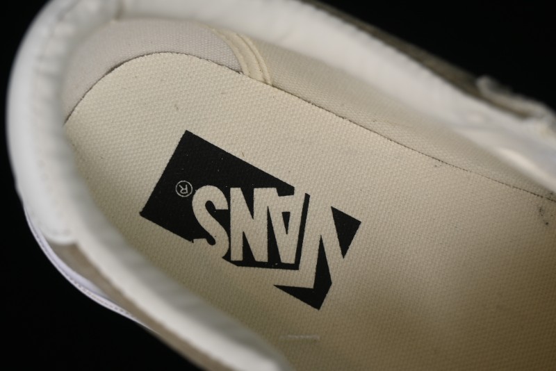 Vans Vault OG Epoch Sport Lx Full Suede Retro Low Top Canvas Vulcanized Shoes - VN000CQBOLV
