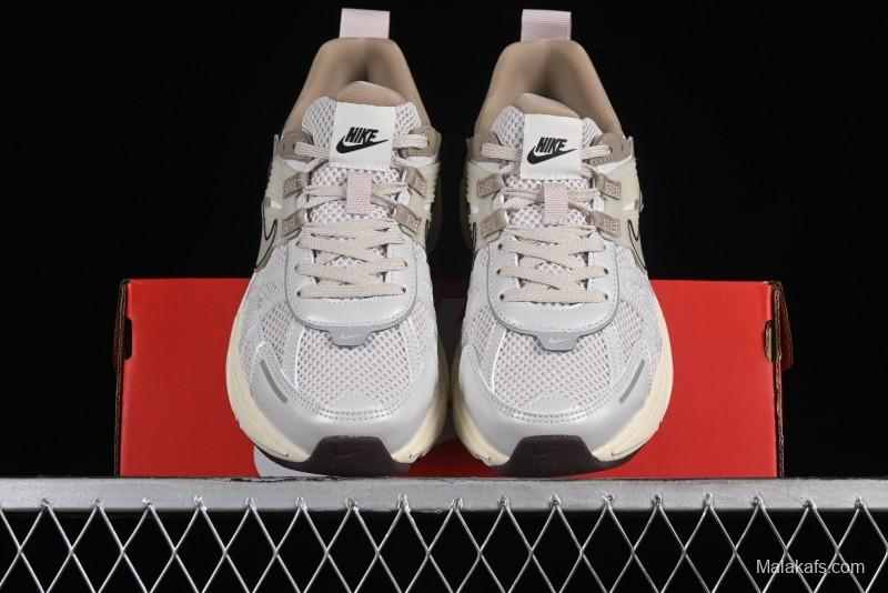 Nike V2K Runtekk 3XL Low-Top Retro Running Shoes with Shock Absorption and Anti-Slip Design - FD0736-103