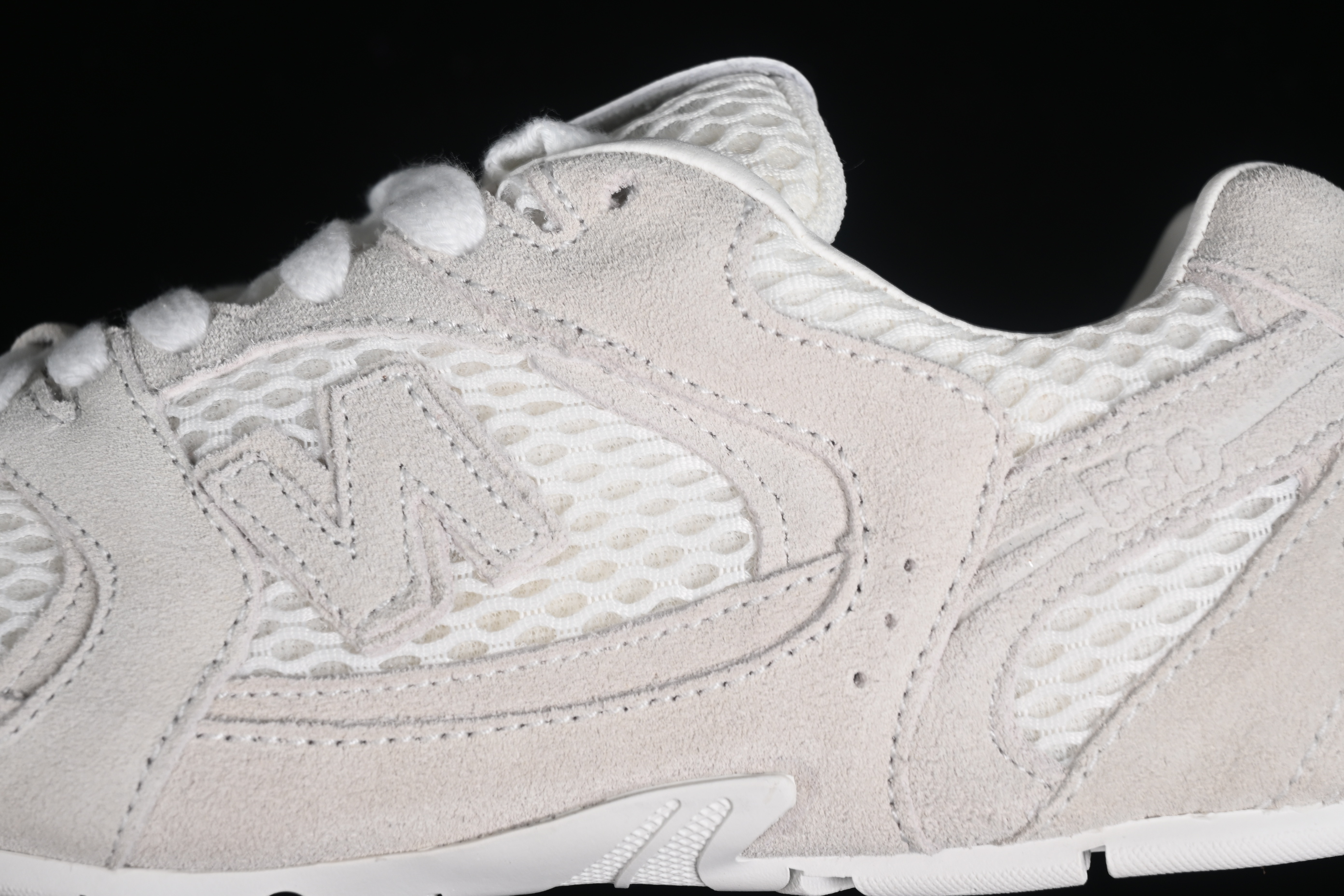 MiuMiu x New Balance 530 Low-Top Retro Casual Running Sneakers in White - 530