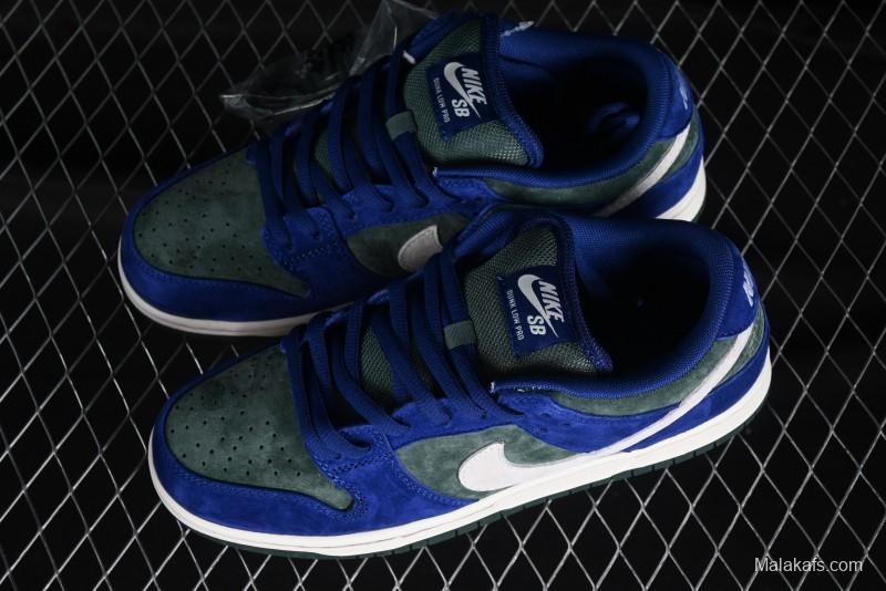 Nike SB Dunk Low Skateboarding Shoes - HF3704-400