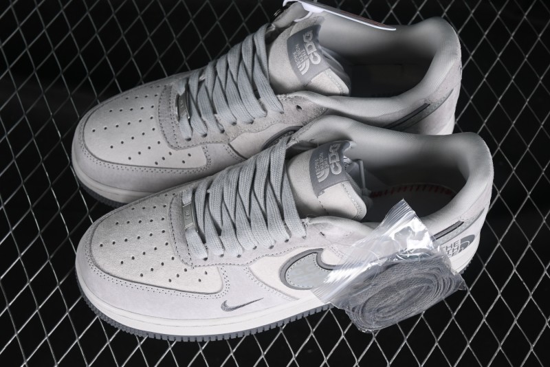 Nike Air Force 1 '07 Low The North Face CDG Collaboration - Light Grey Pigskin Low-Top Casual Sneakers - HD1968-016