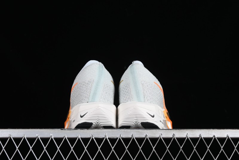 Nike ZoomX Vaporfly NEXT% 3 Marathon Series Foam Ultra-Lightweight Cushioned Running Shoes - FV3633-081