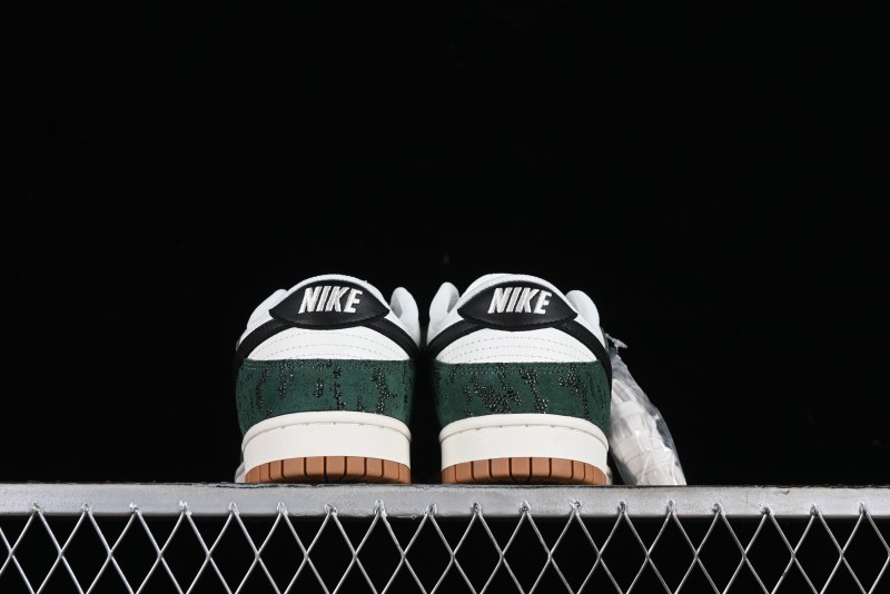 Nike Dunk Low Green Snake SB Low-Top Casual Skate Shoes - FQ8893-397