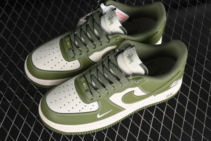 Nike Air Force 1 '07 Low Stussy Collaboration - Lotus Green Low-Top Casual Sneakers - BB5353-515