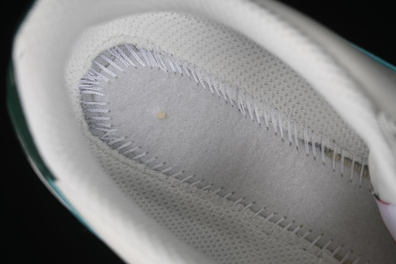 Nike Classic Cortez Leather Retro Running Shoes - DN1791-101