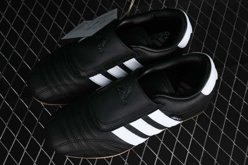 Adidas Originals Taekwondo JQ4775 Low-Top Training Shoes for Comfortable Non-Slip Durable Workouts