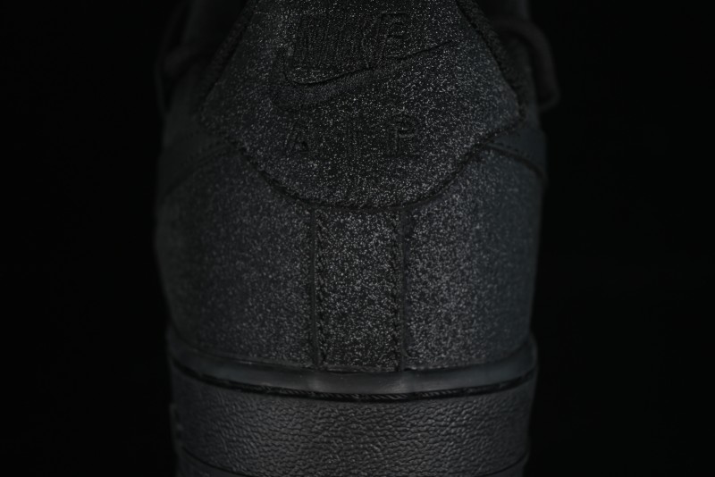 Nike Air Force 1 '07 Low Cleanfit High Street Retro Style All Black Star-Studded Diamond Accents Lace-Up Low-Top Casual Sneakers - ZH0316-030