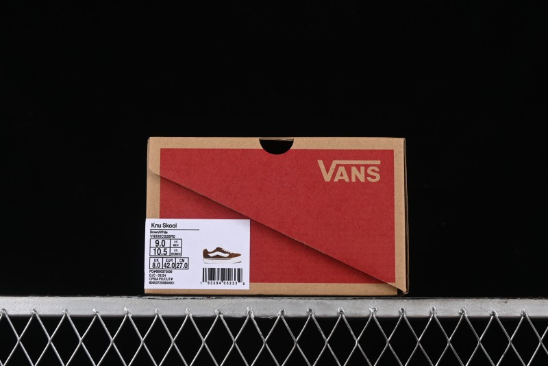 Vans Classics Knu Skool Retro Sneakers with Enlarged Toe and Thickened Trim - VN000CS0BR0