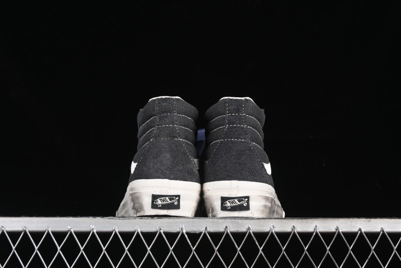 Vans Notre Premium Sk8-Hi High-Top Skate Shoes with Striped Design and Washed Effect - VN000CR0RVN