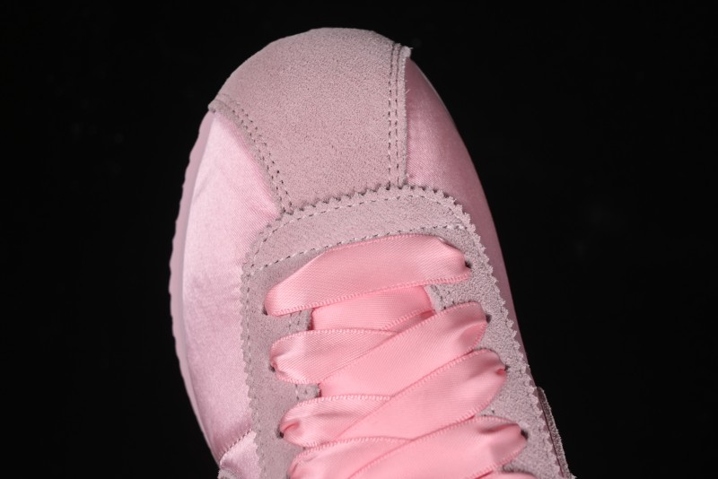 Nike Classic Cortez Leather Retro Running Shoes - FV5420-600