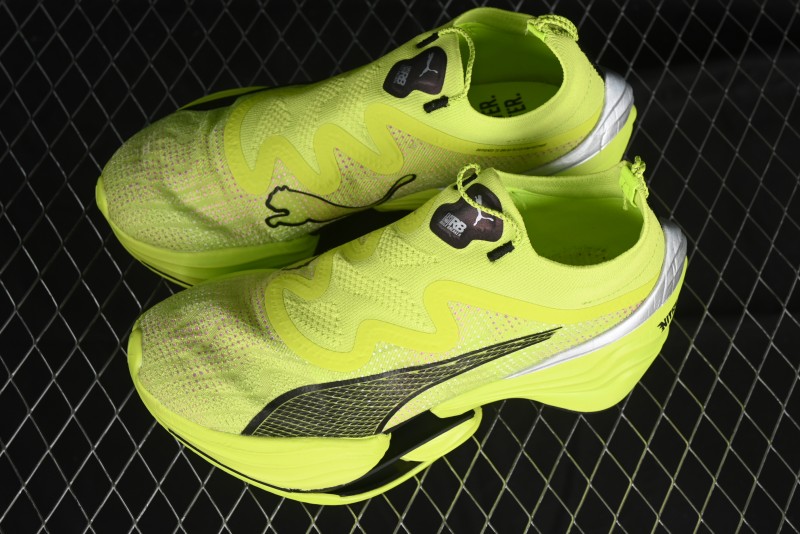 Puma Deviate Nitro 3.0 Cushioned Comfortable Soft Sole Running Shoes - 379554-01