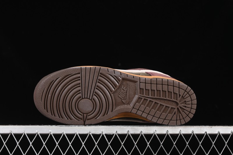 Nike Dunk Low Retro "Love & Peace" Casual Sneakers in Vintage Brown - HQ3459-212