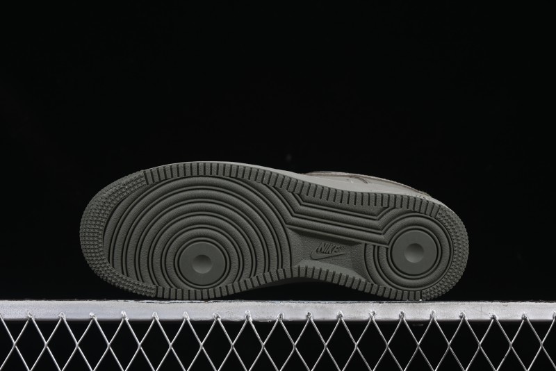 Nike Air Force 1 '07 Low Casual Sneakers with Full-Length Air Cushion - HM9483-300