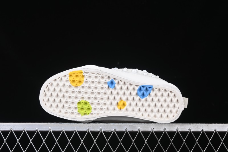 Vans Knu Skool Pearl White Chunky Sneakers with D-Ring Lacing System - VN000D22QC5