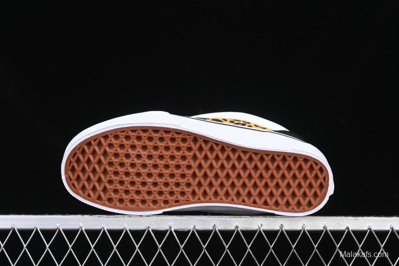 Vans Knu Skool Low Top Casual Sneakers in Leopard Print - VN000CR5CJK