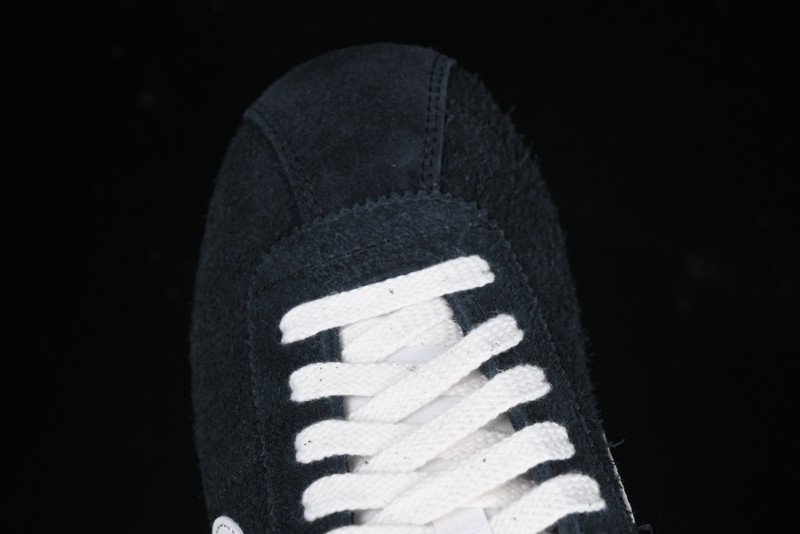 Nike Classic Cortez Leather Retro Running Shoes - FJ2530-001