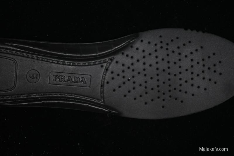 Prada Cloudbust Air Thunder Lifestyle Low-Top Sneakers - 2EG293