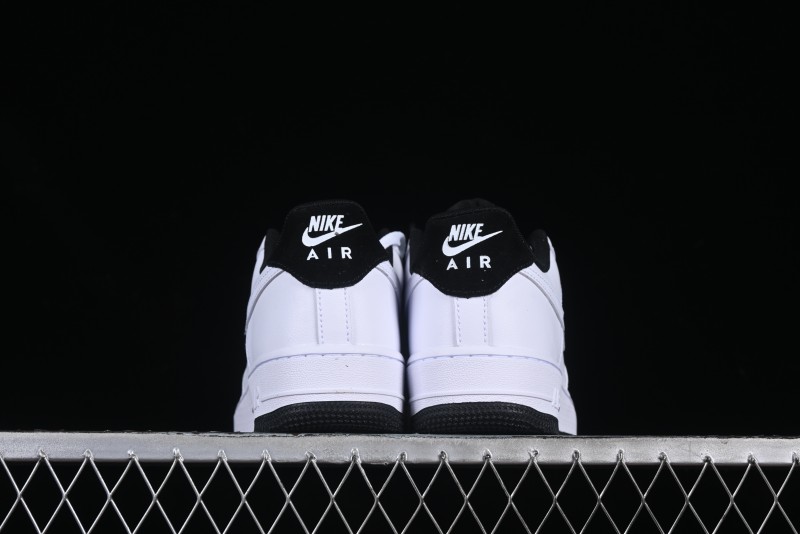 Nike Air Force 1 '07 Low Casual Sneakers with Full-Length Air Cushion - HM9483-101