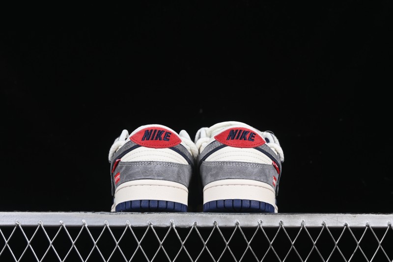 Nike SB Dunk Low Supreme Collaboration Sneakers in Gray Blue with Gray Swoosh - YX5066-260
