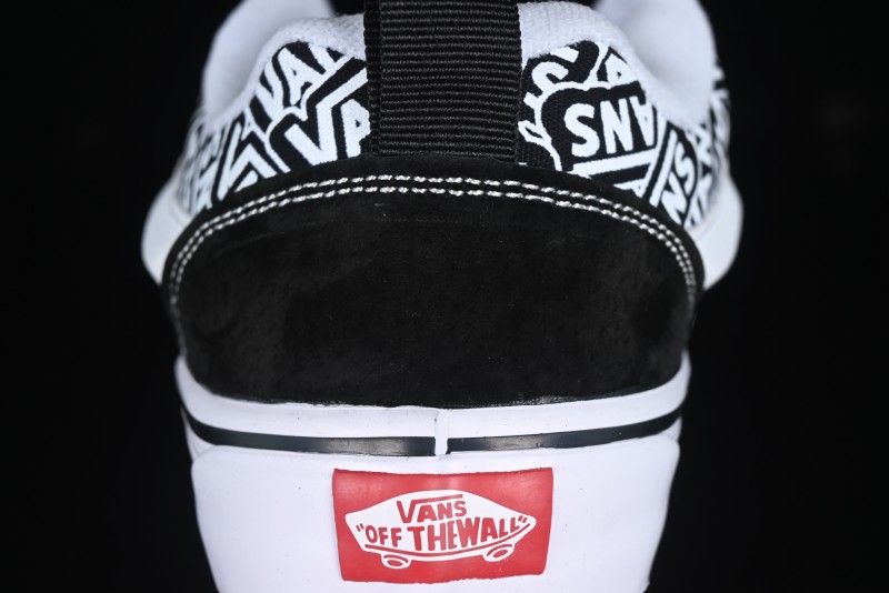 Vans Knu Skool Low-Top Retro Chunky Sneakers - VN000CS0239