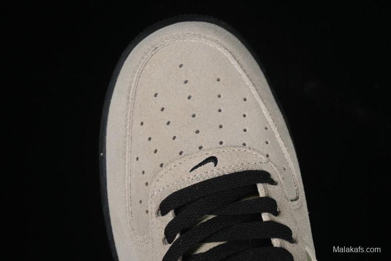 Nike Air Force 1'07 Low Casual Sneakers with Full-Length Air Cushion - HV6526-200