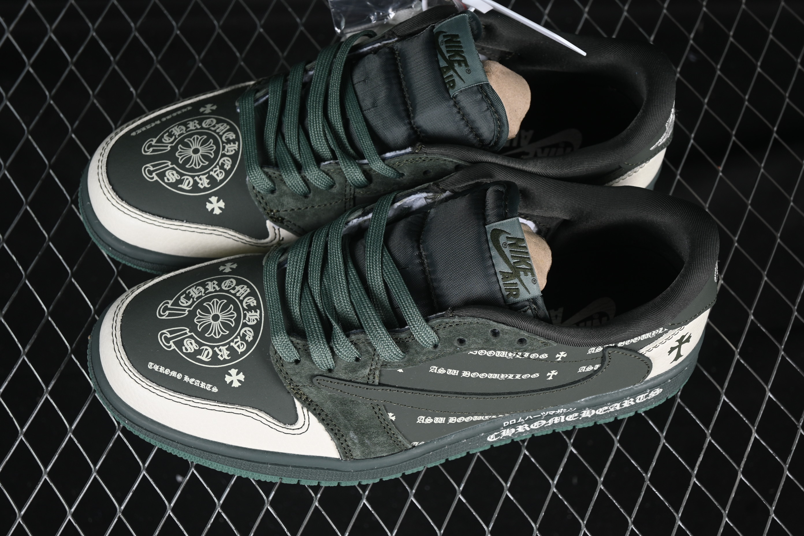 Nike Travis Scott x Fragment Design x Air Jordan 1 Low OG SP Sneakers - XS2024-029