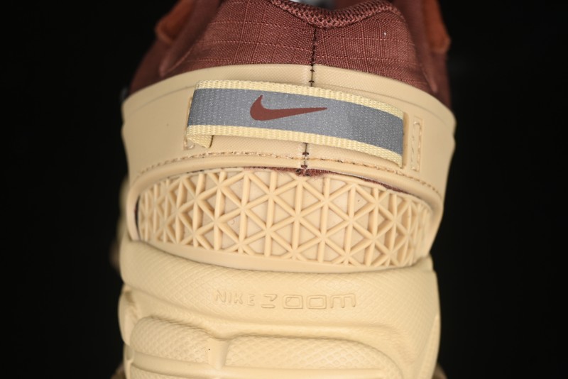 Nike Zoom Vomero 5 Retro Marathon Casual Running Shoes with Thick Cushioned Sole - HQ2181-700