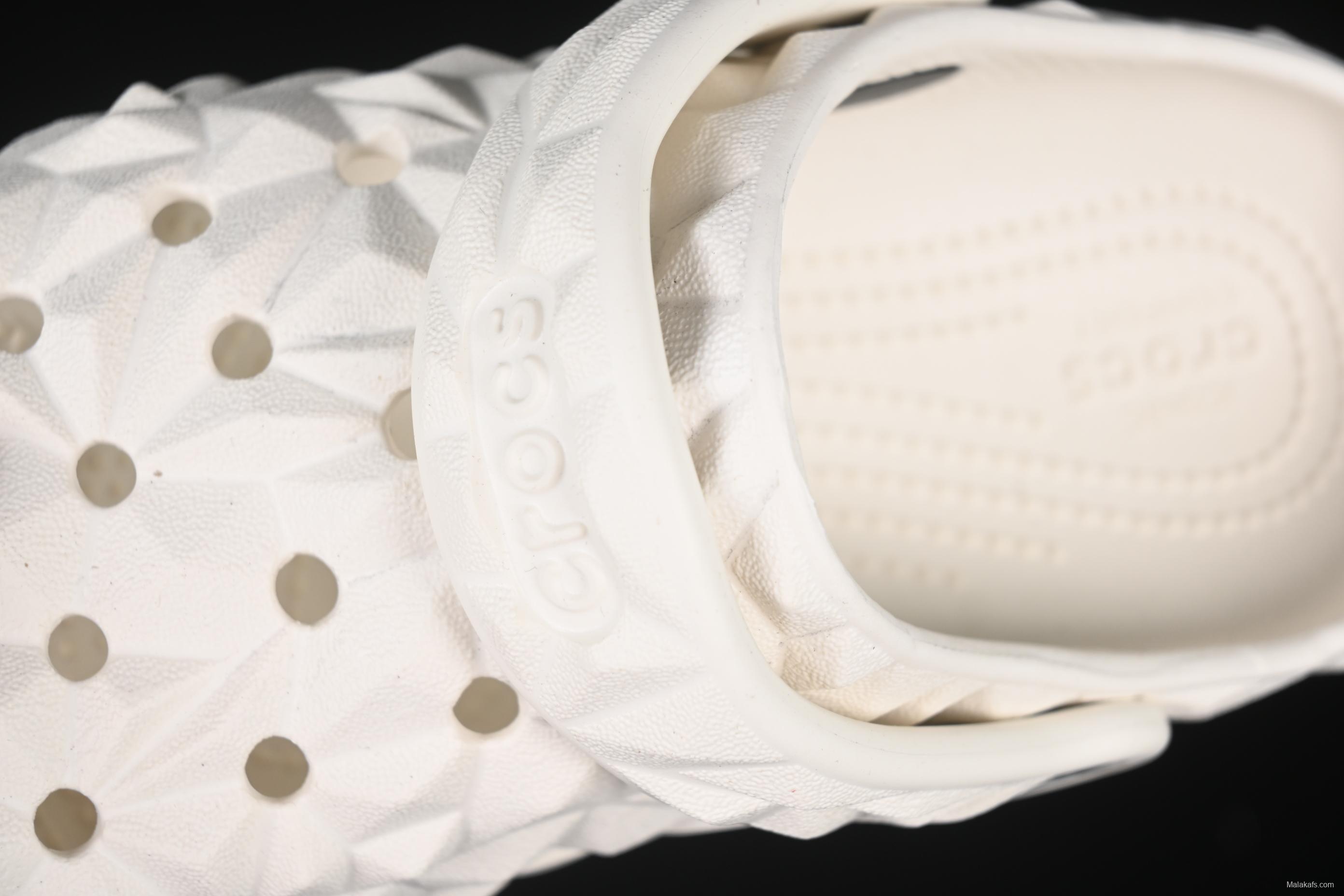 Crocs Classic Clog Kids Casual Slip-Resistant Lightweight Clogs with Ventilation Holes - B.D4