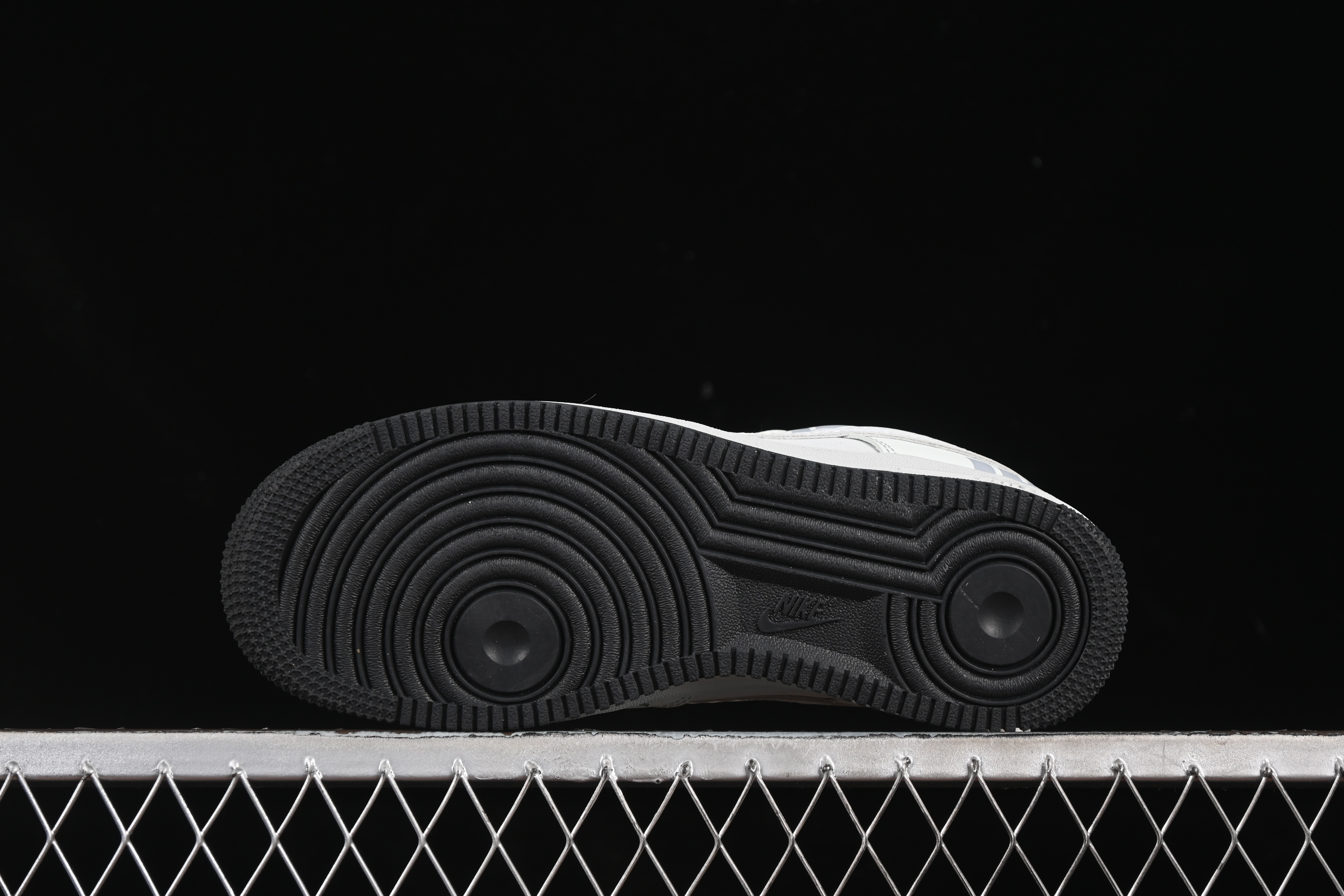Nike Air Force 1 '07 Low UN Collaboration Impression Logo Casual Sneakers - DF0188-060