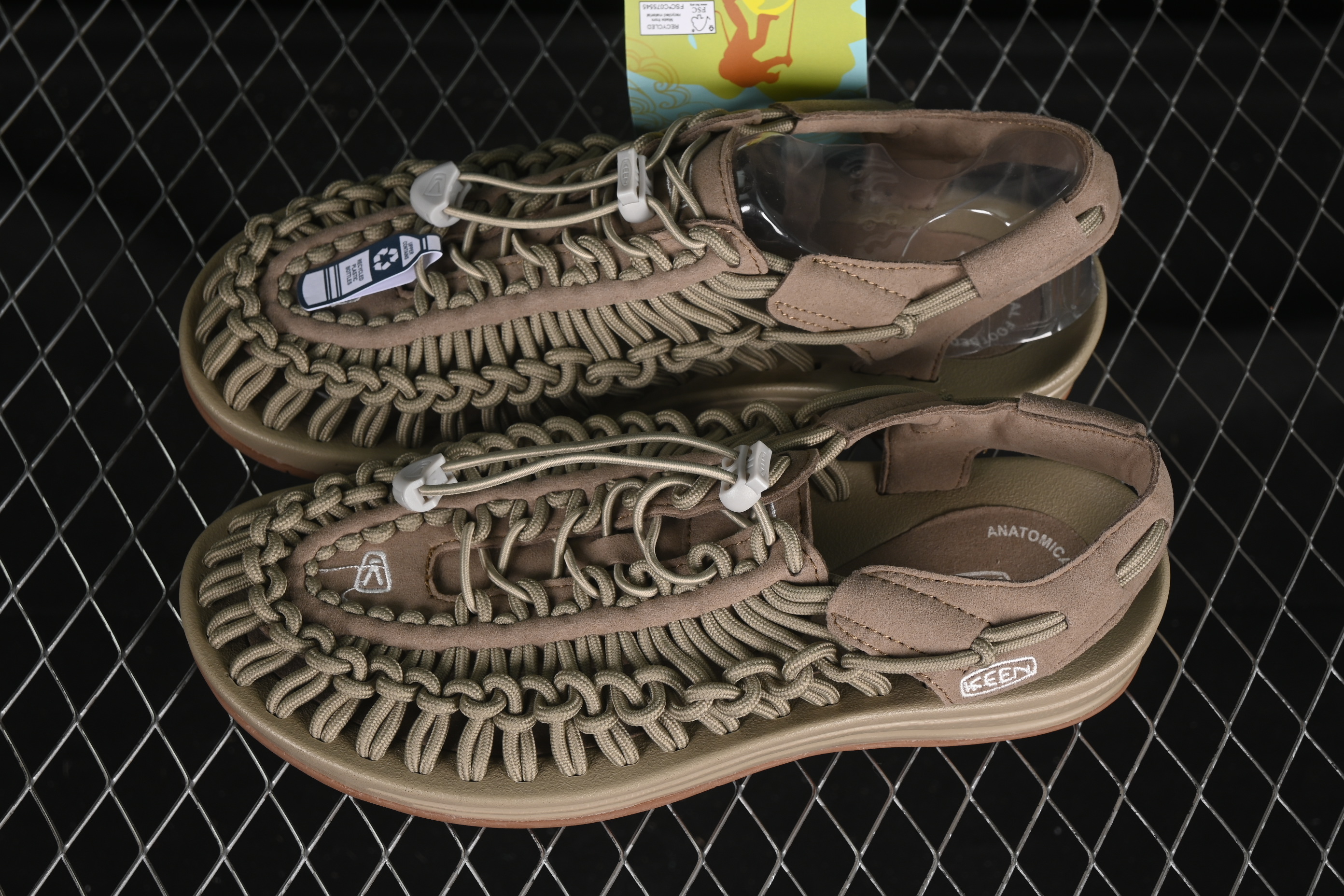 Keen Uneek Flat-M Woven Elastic Strap Outdoor Water Sports Sandals - 1025169 CORNSTALK