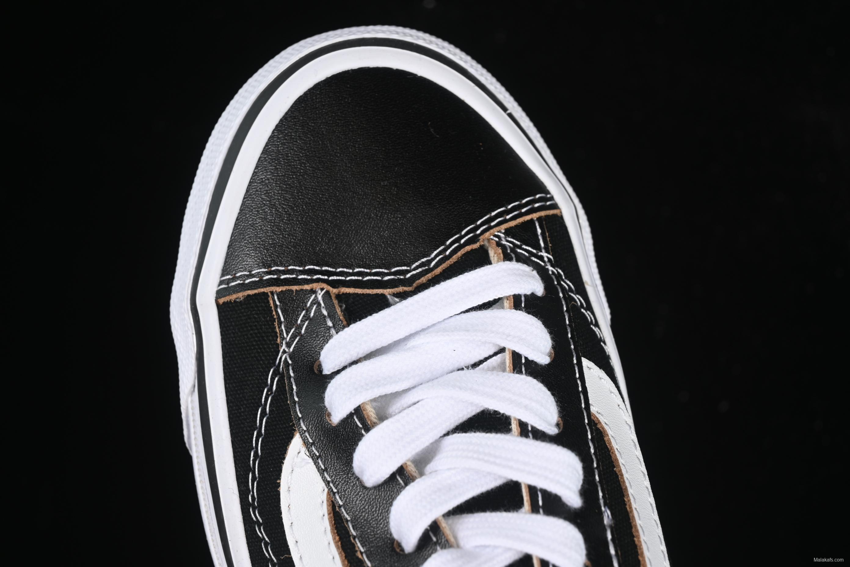 Vans Old Skool 36 Vibram Low-Top Retro Skate Shoes - VN000D2GBA2