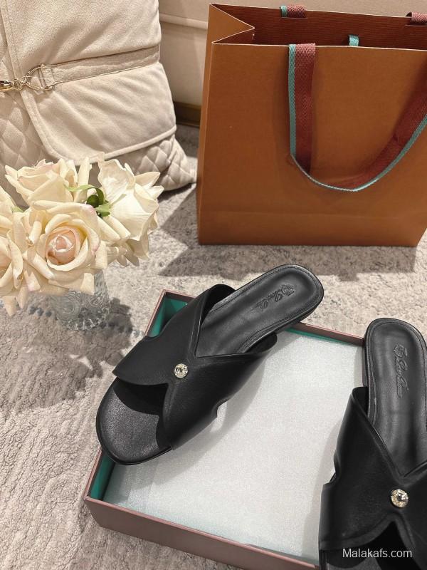 2025 Slippers LP Black Leather Slippers LY00270