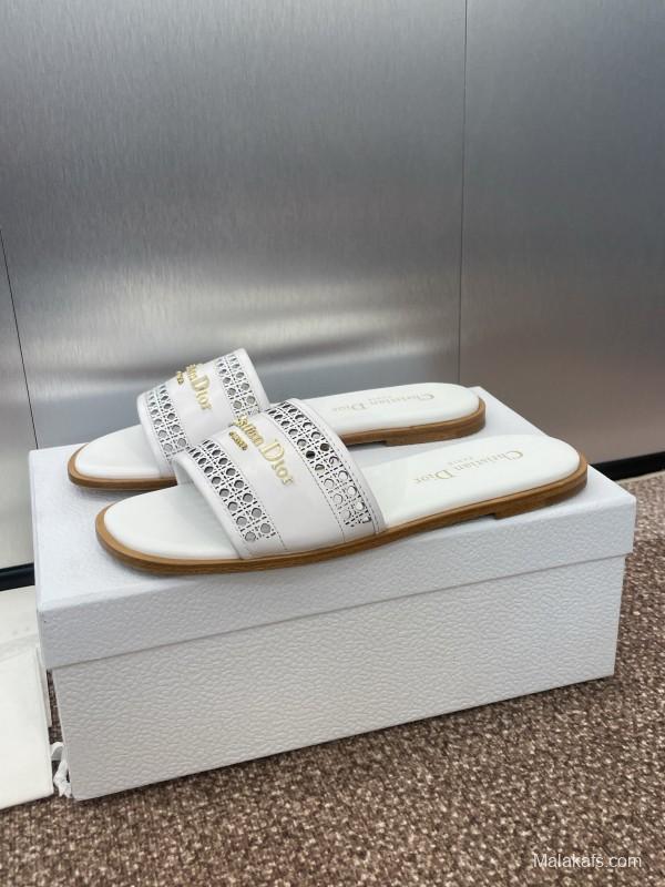 2025 Women Dior White Leather Slippers KFY00300