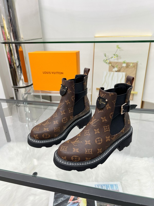2024 Women Louis Vuitton brown leather ankle boots MJ00310