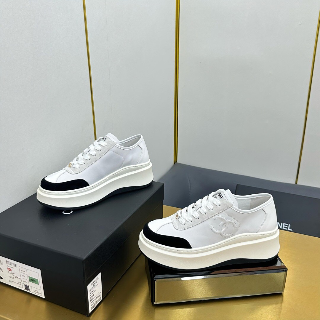 2025 Women Chanel White Black Leather Sneakers Platform Sole