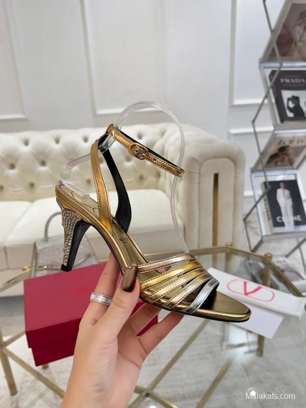 2025 Women Valentino Gold Leather Sandals LY00310