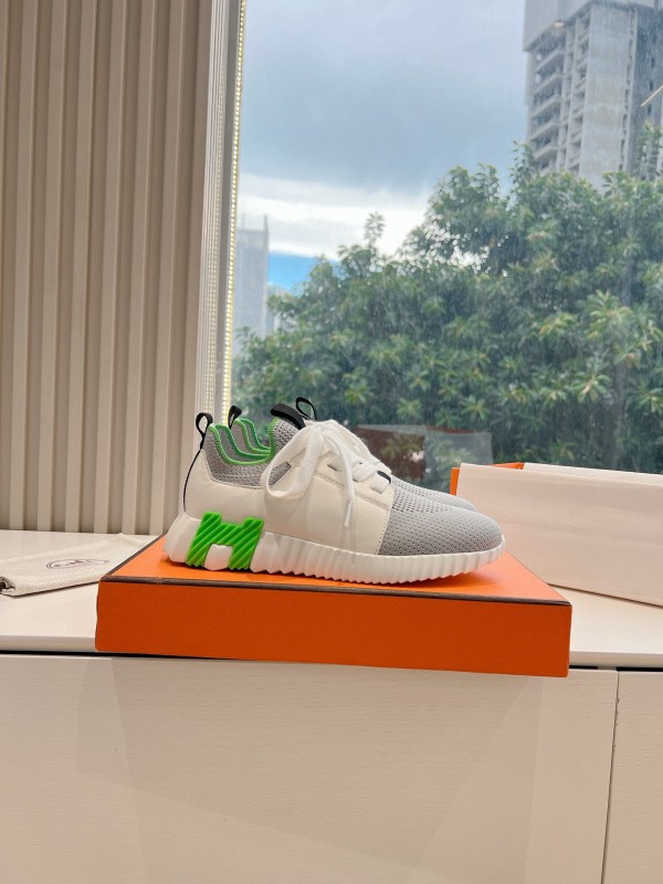 2024 Unisex Hermès White Green Calfskin Suede Sneakers MJ00290
