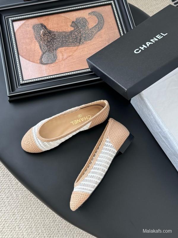 2025 Women Chanel White Beige Leather Mesh Ballet Flats LY00280