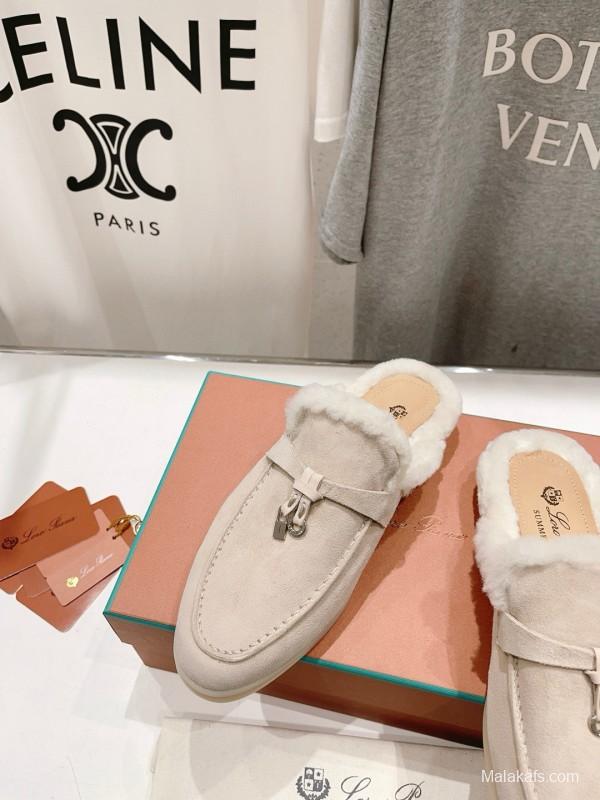 2024 Slippers LP beige suede fur lined summer walk