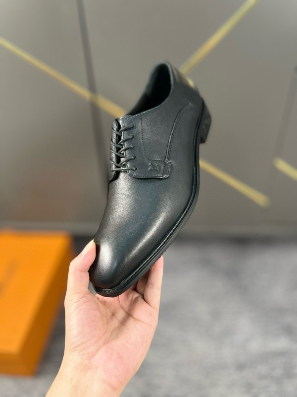2024 Men Louis Vuitton Black Leather Dress Shoes MJ00380
