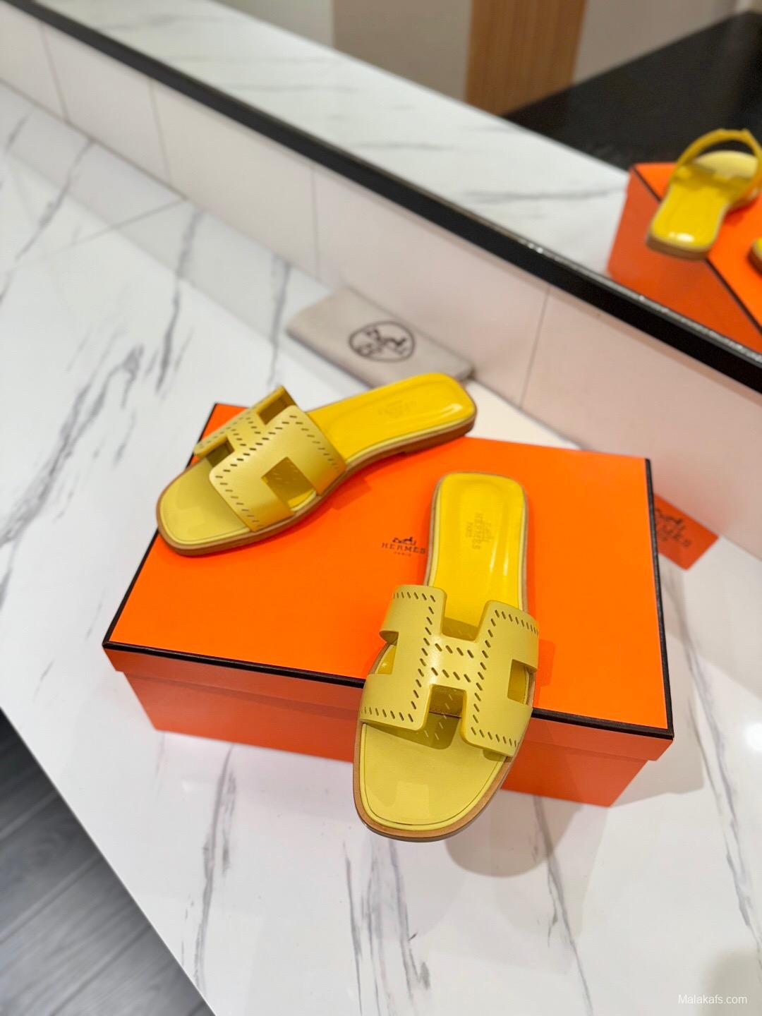 2025 Women Hermès Yellow Leather Slippers