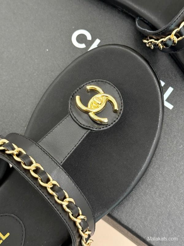2025 Women Chanel Black Leather Slippers Chain KFY00250