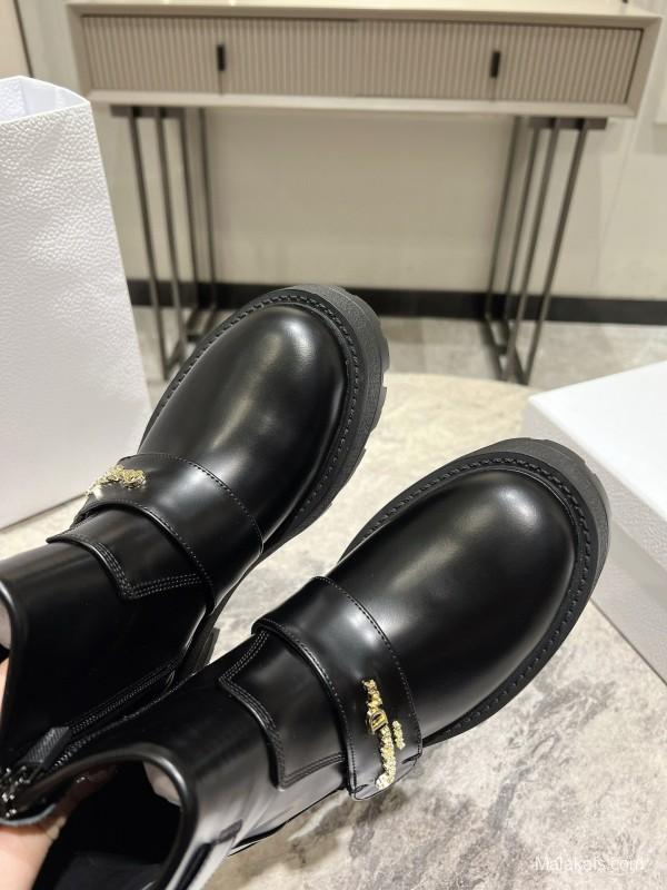 2024 Women Dior Black Leather Ankle Boots Buckle MJ00430