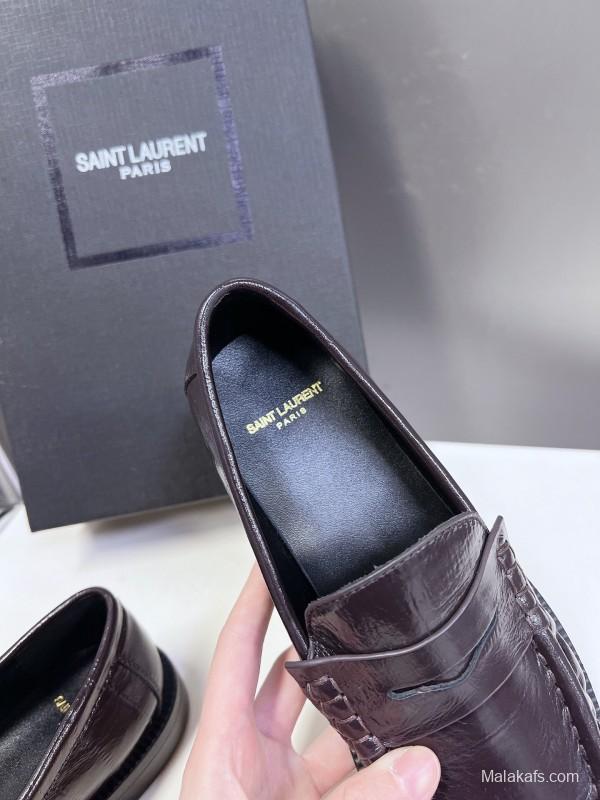 2025 Women Yves Saint Laurent Black Calf Leather Loafers KFY00350