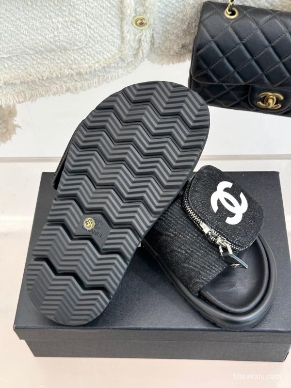 2025 CHANEL Black Fabric Slippers KFY00220