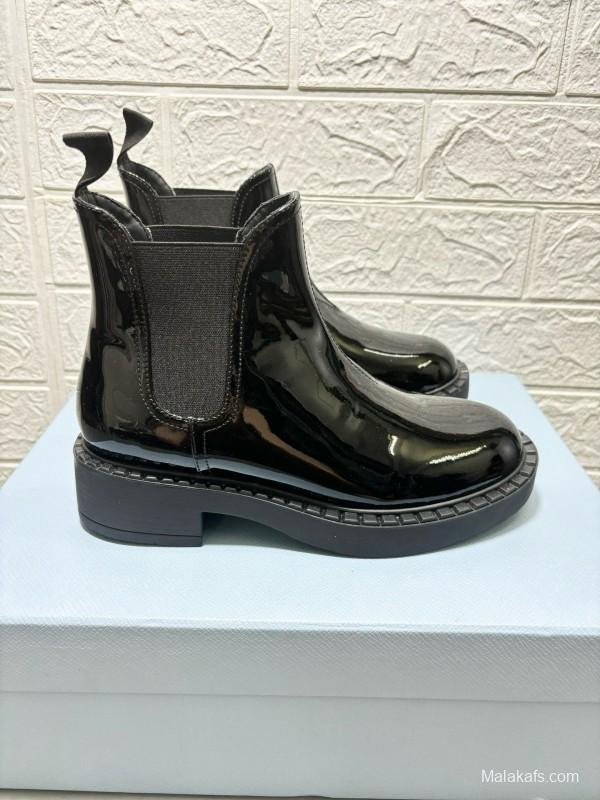 2024 Women Prada Black Patent Leather Ankle Boots MJ00360