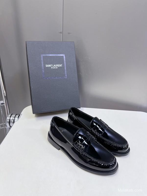2025 Women Yves Saint Laurent Black Calf Leather Loafers KFY00350