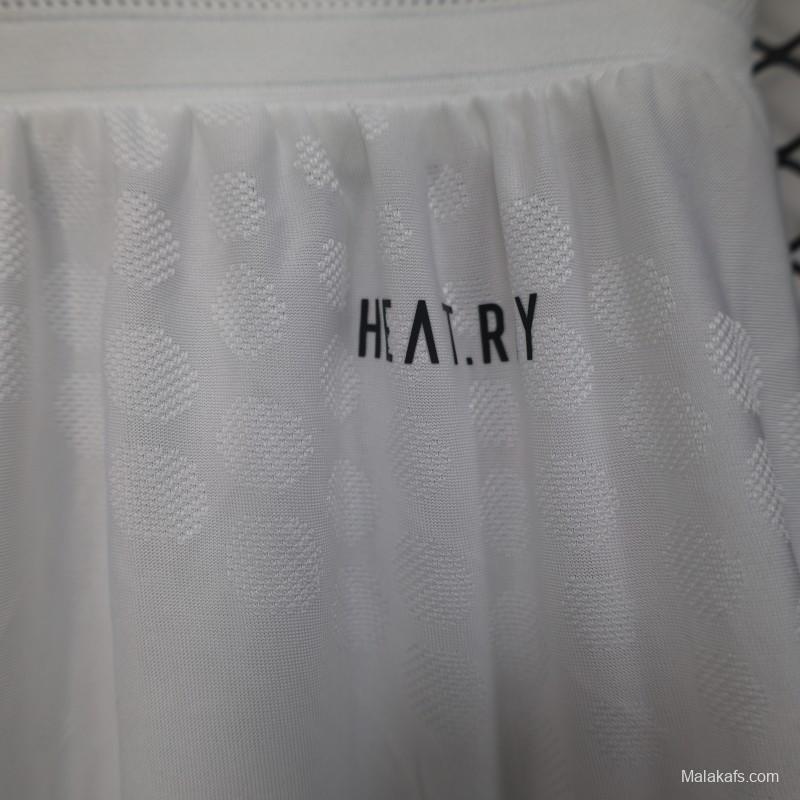 Player Version 25/26 Juventus Home Shorts