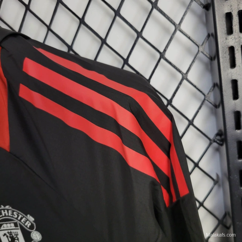 25/26 Manchester United Jacket Black Windbreaker